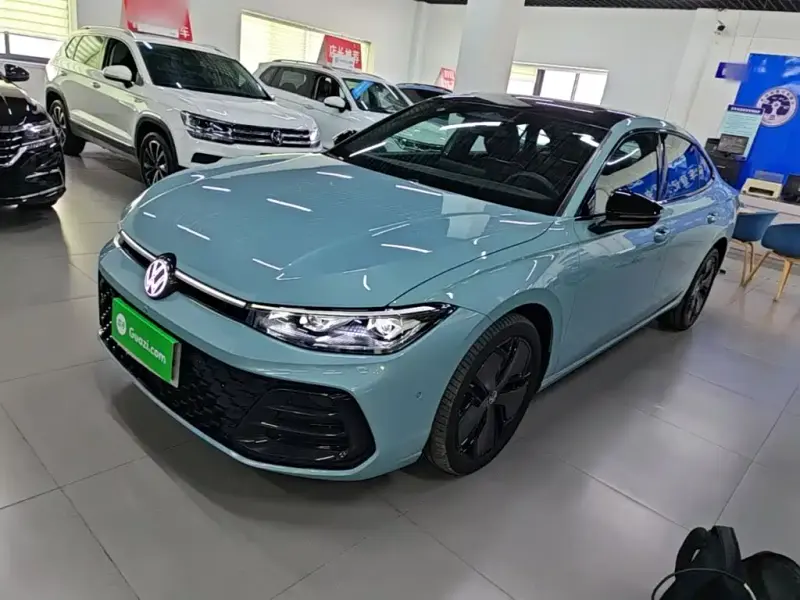 Volkswagen Passat, 2024
