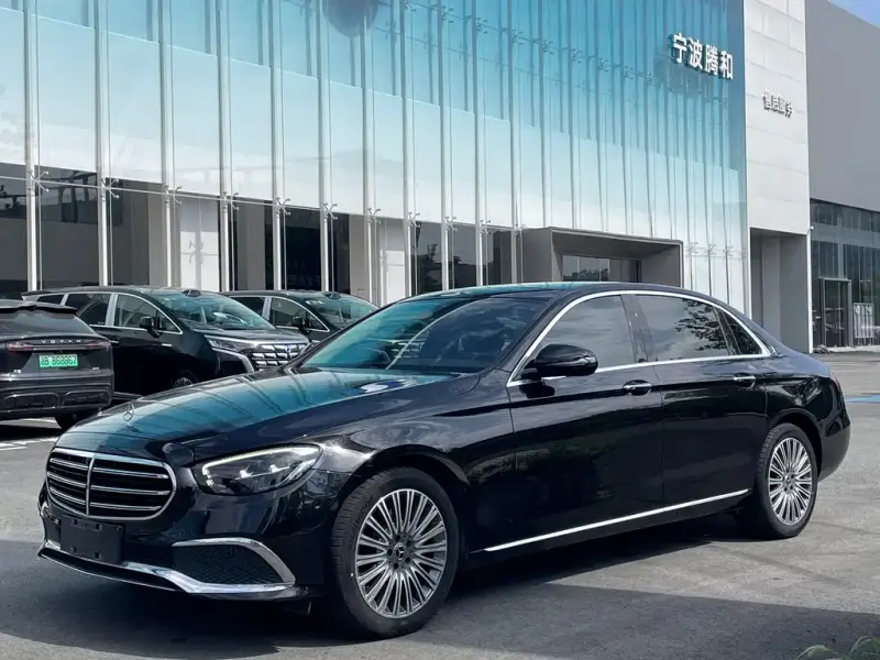 Mercedes-Benz E-Class, 2022