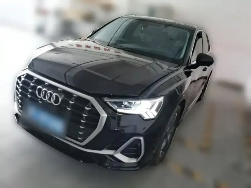 Audi Q3, 2023