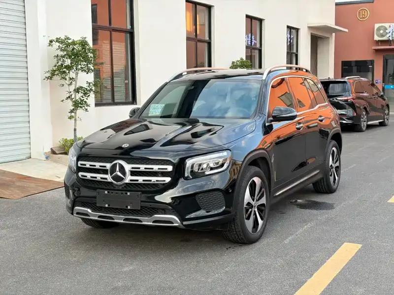 Mercedes-Benz GLB, 2023