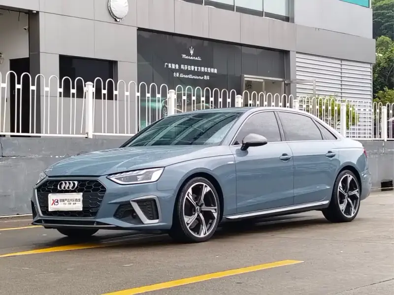 Audi A4L, 2022