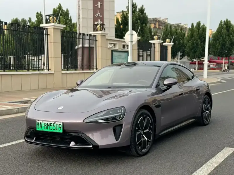 Xiaomi SU7, 2025