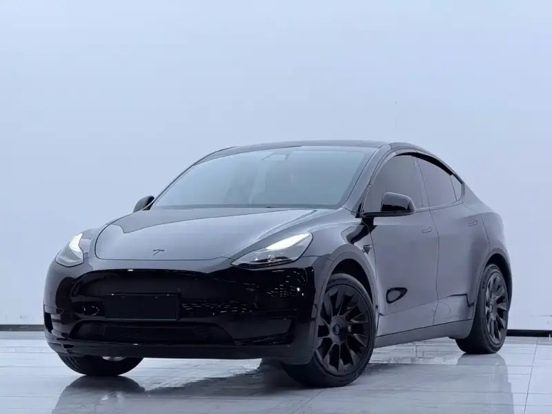 Tesla Model Y, 2023