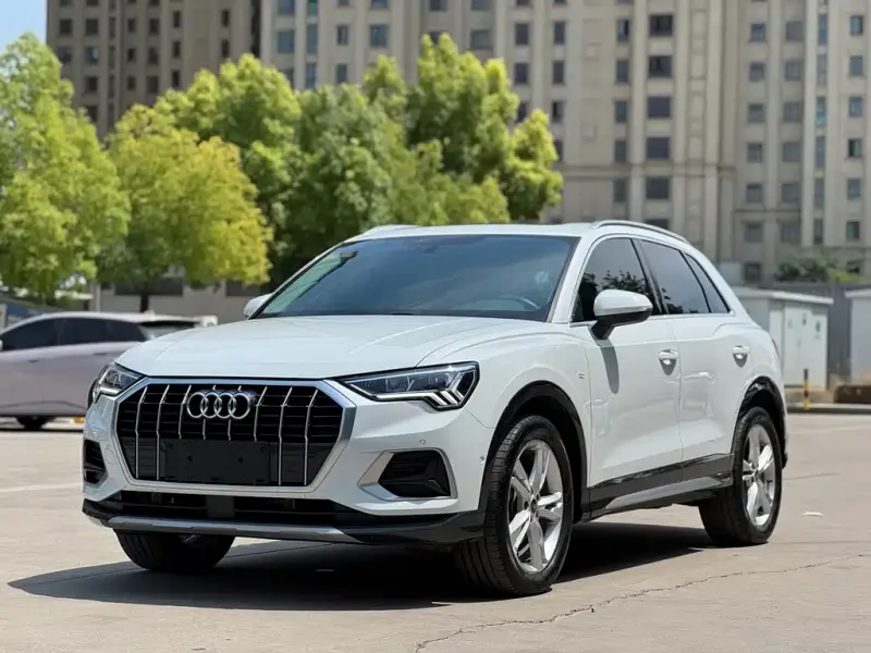 Audi Q3, 2022