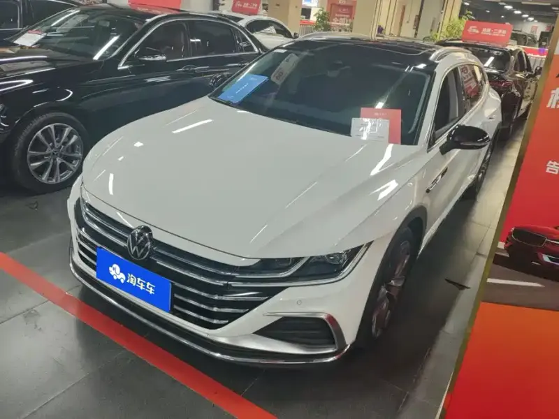 Volkswagen CC, 2024