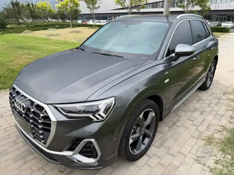 Audi Q3, 2023