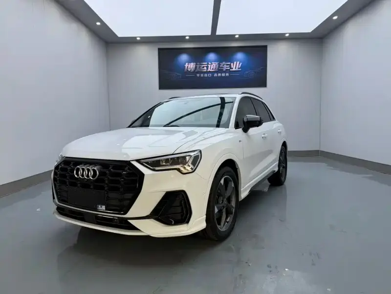 Audi Q3, 2021