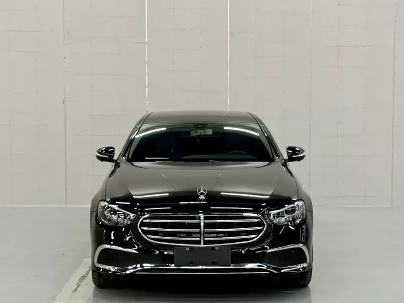 Mercedes-Benz E-Class, 2020