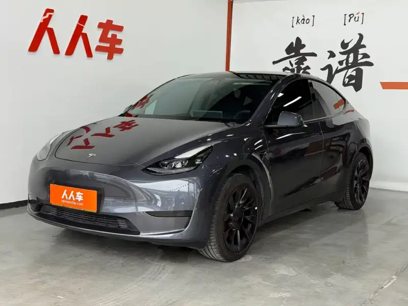 Tesla Model Y, 2023