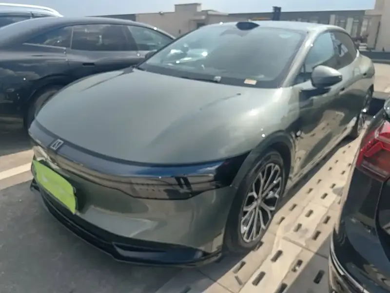 Zeekr 007, 2024