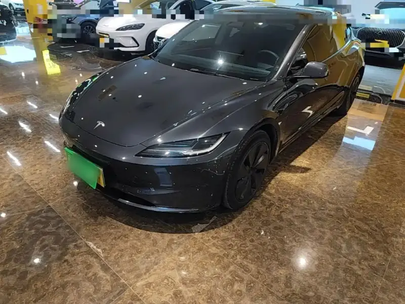 Tesla Model 3, 2024