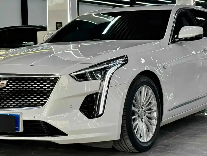 Cadillac CT6, 2022