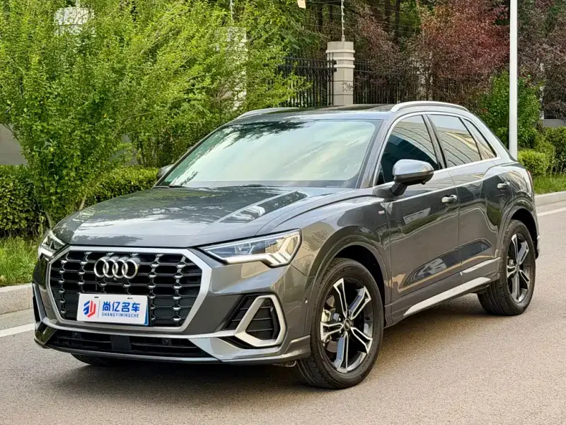 Audi Q3, 2022