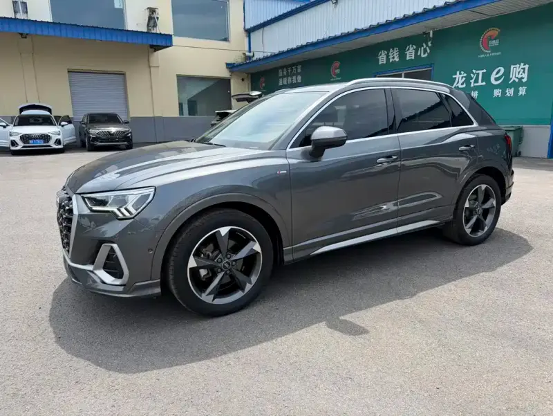 Audi Q3, 2021