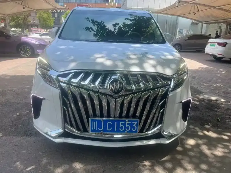 Buick GL8, 2023