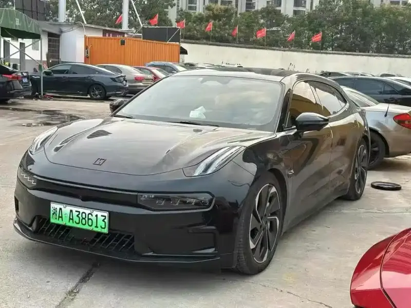 Zeekr 001, 2024