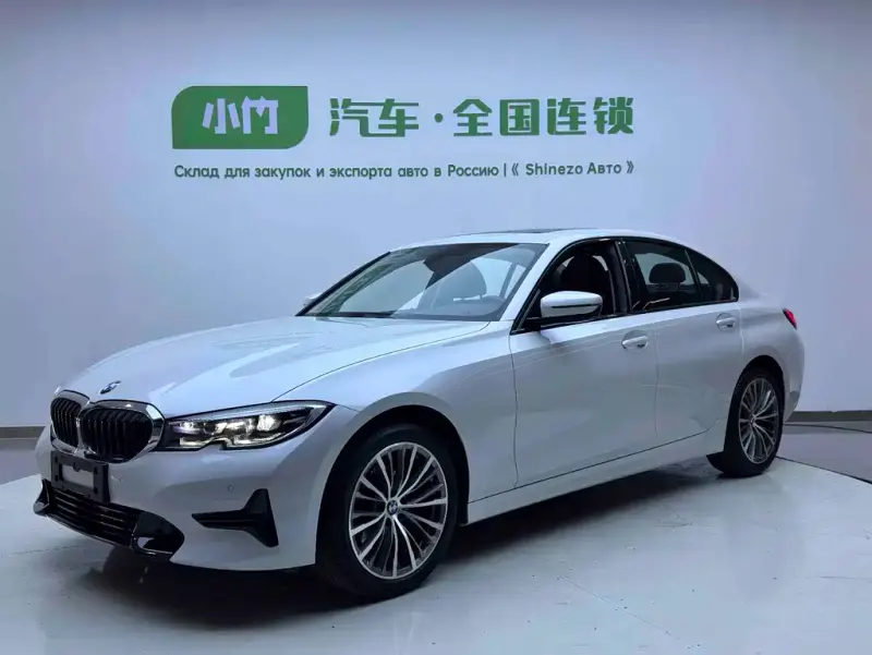 BMW 3 Series, 2022