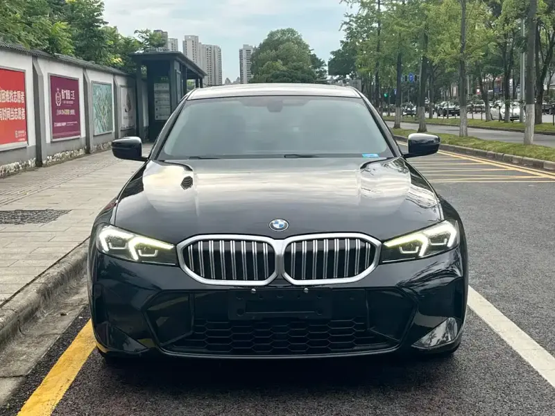BMW 3 Series, 2023