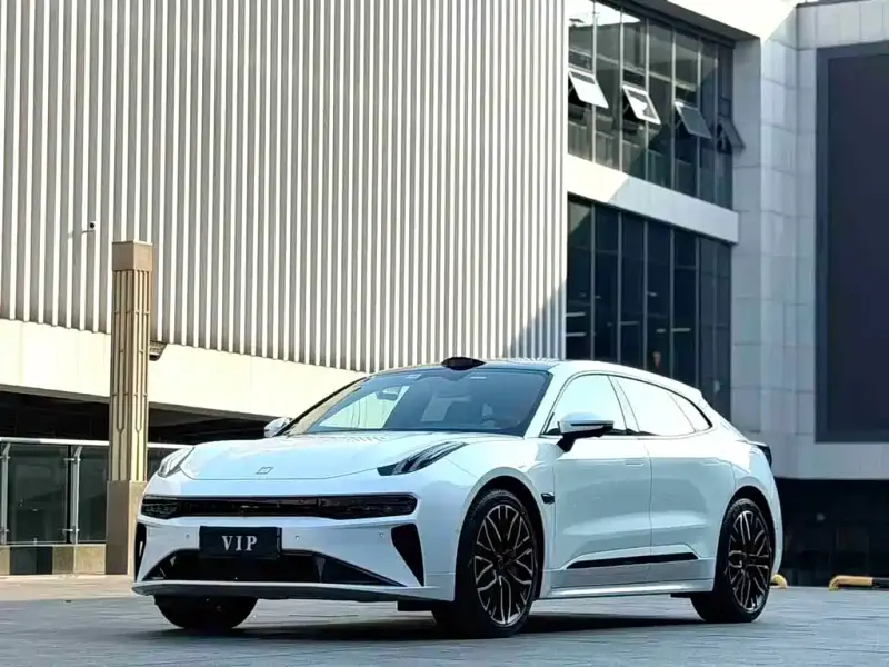 Zeekr 001, 2025