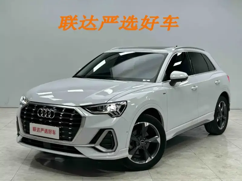 Audi Q3, 2022