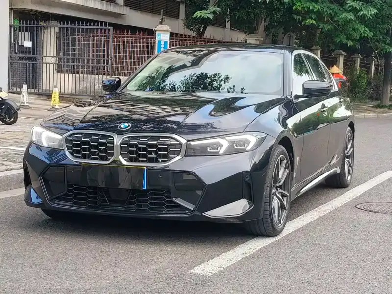 BMW 3 Series, 2024