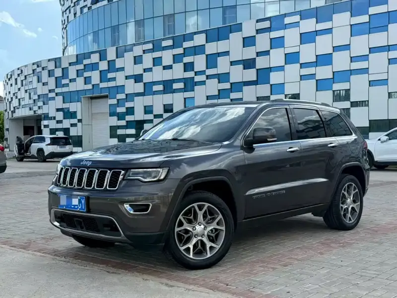 Jeep Grand Cherokee (Import), 2023