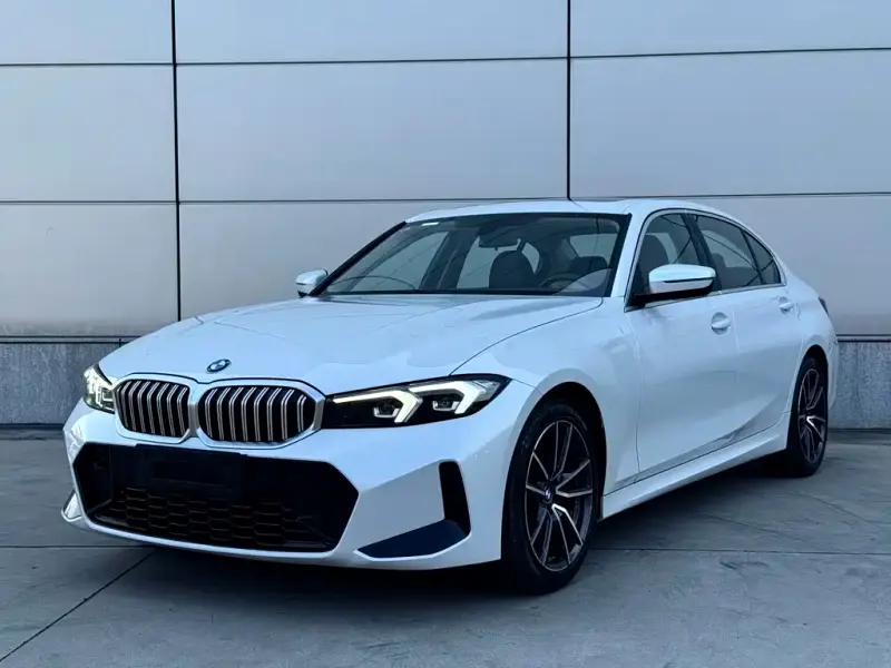 BMW 3 Series, 2023