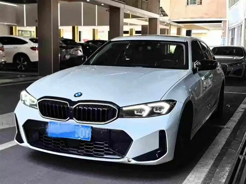 BMW 3 Series, 2025