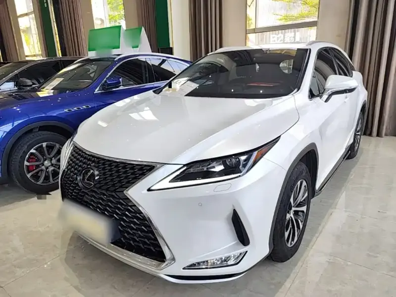 Lexus RX, 2021