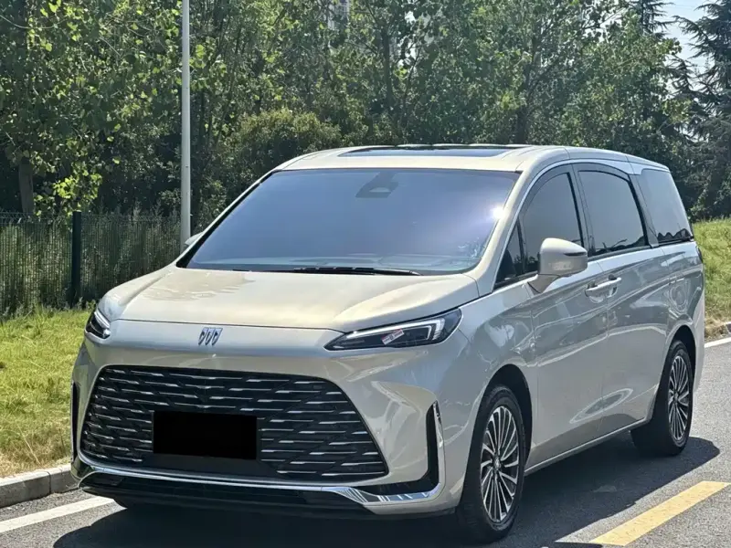 Buick GL8 Hybrid, 2025