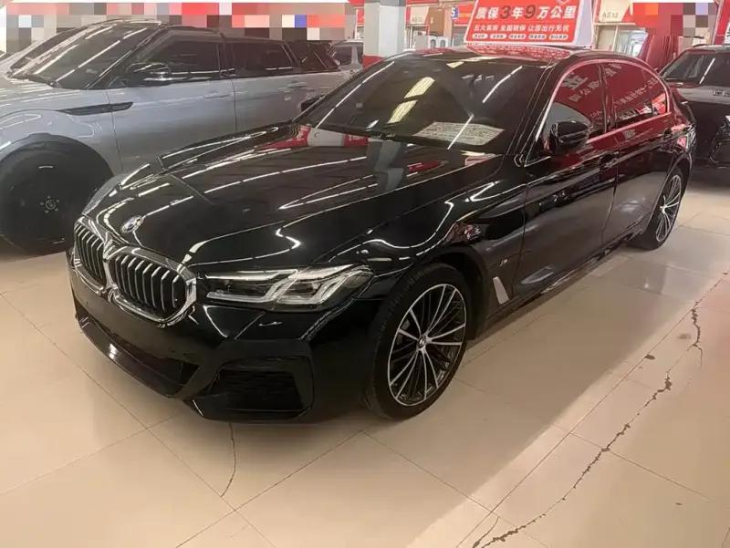 BMW 5 Series, 2022