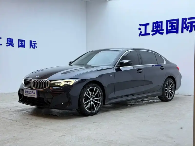 BMW 3 Series, 2023