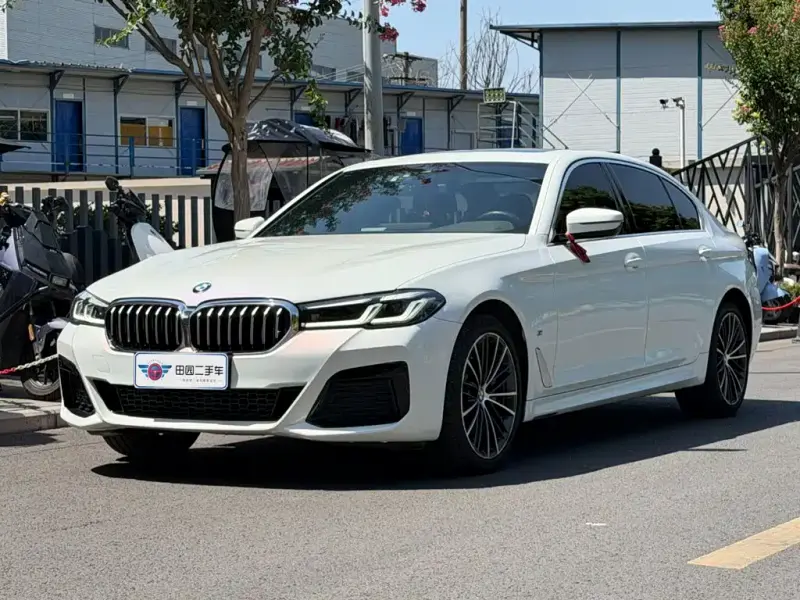 BMW 5 Series, 2023