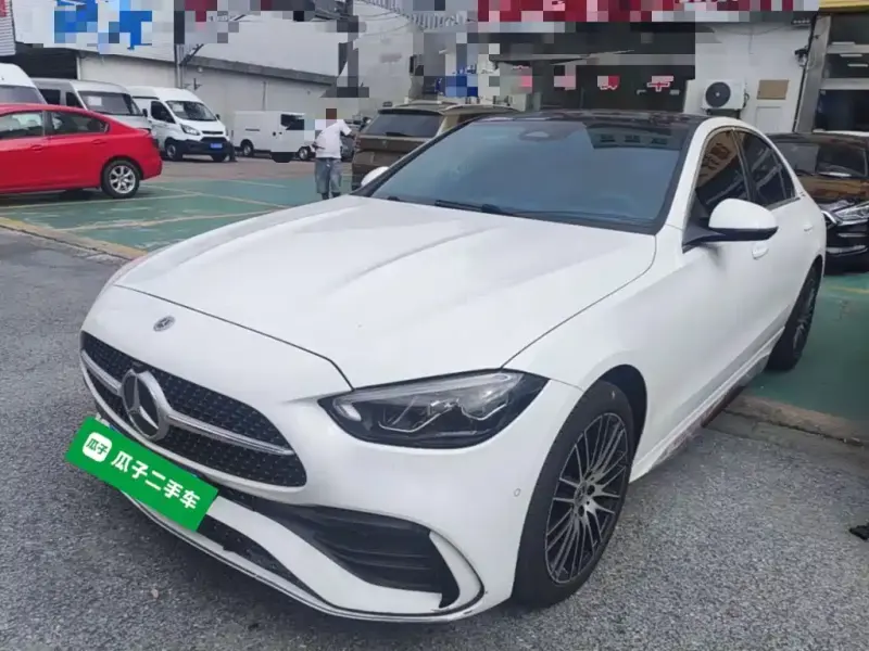 Mercedes-Benz C-Class, 2025