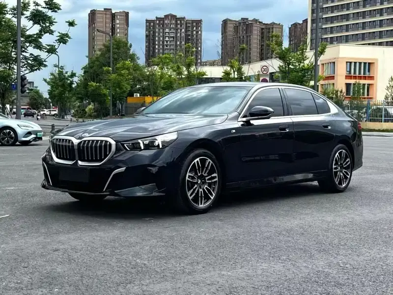 BMW 5 Series, 2024