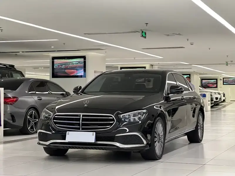 Mercedes-Benz E-Class, 2023