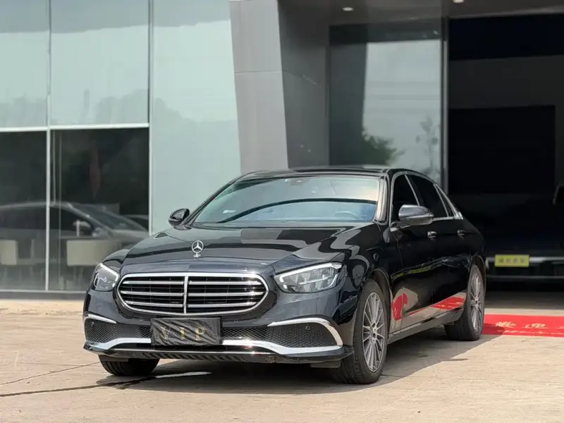 Mercedes-Benz E-Class, 2022