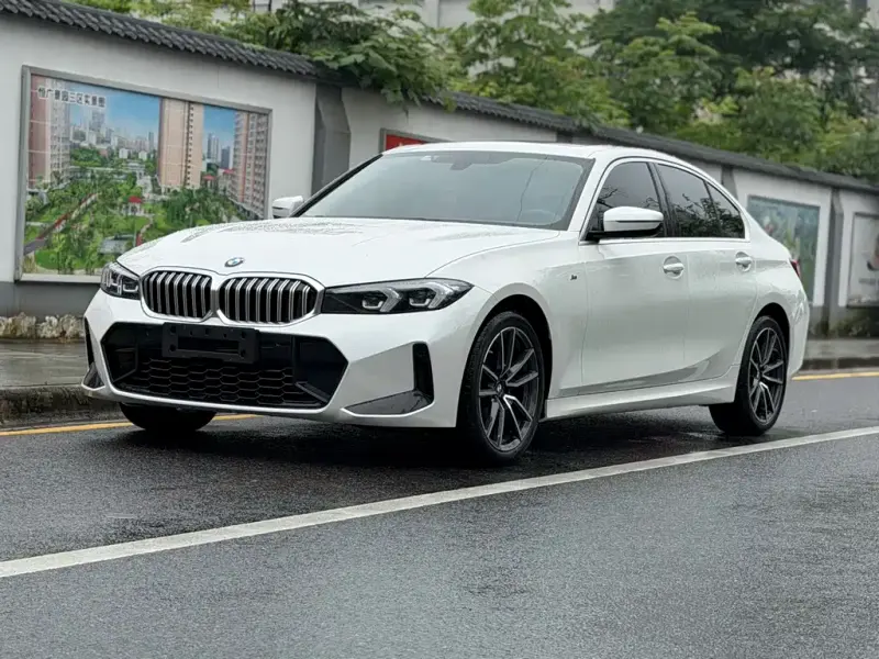 BMW 3 Series, 2023