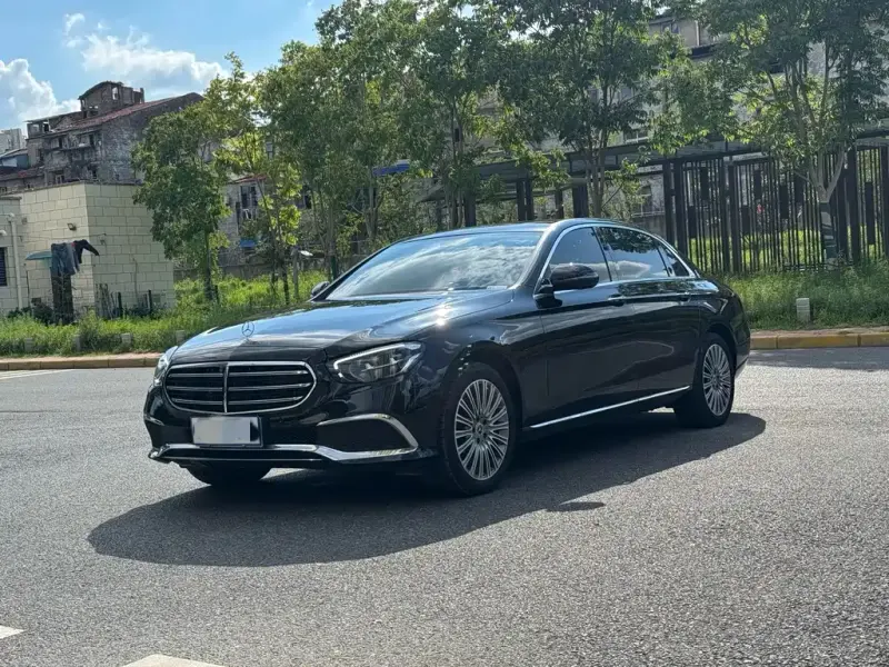 Mercedes-Benz E-Class, 2022
