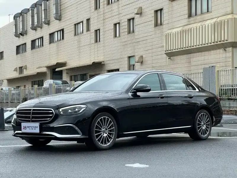 Mercedes-Benz E-Class, 2022
