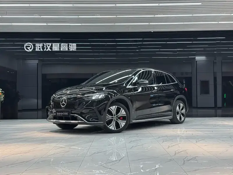 Mercedes-Benz EQE SUV, 2024