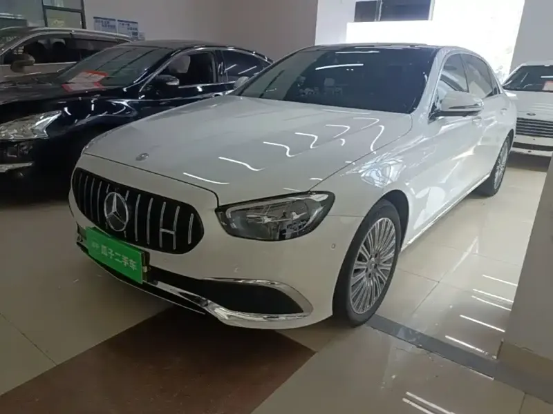 Mercedes-Benz E-Class, 2022