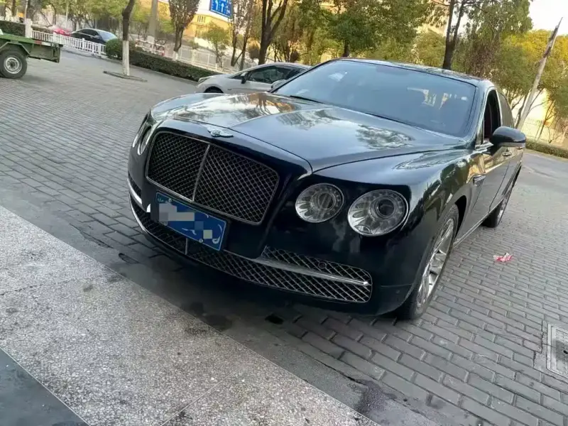 Bentley Flying Spur, 2008