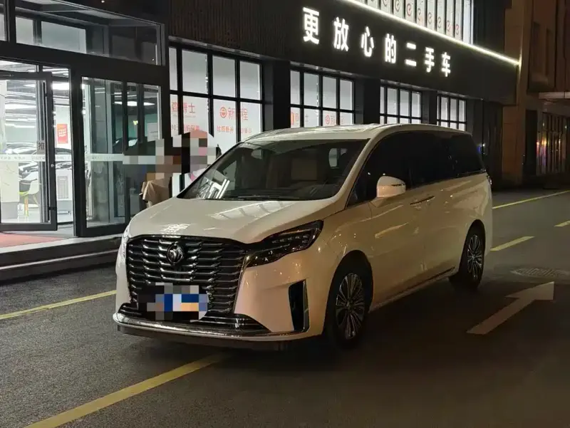 Buick GL8, 2023