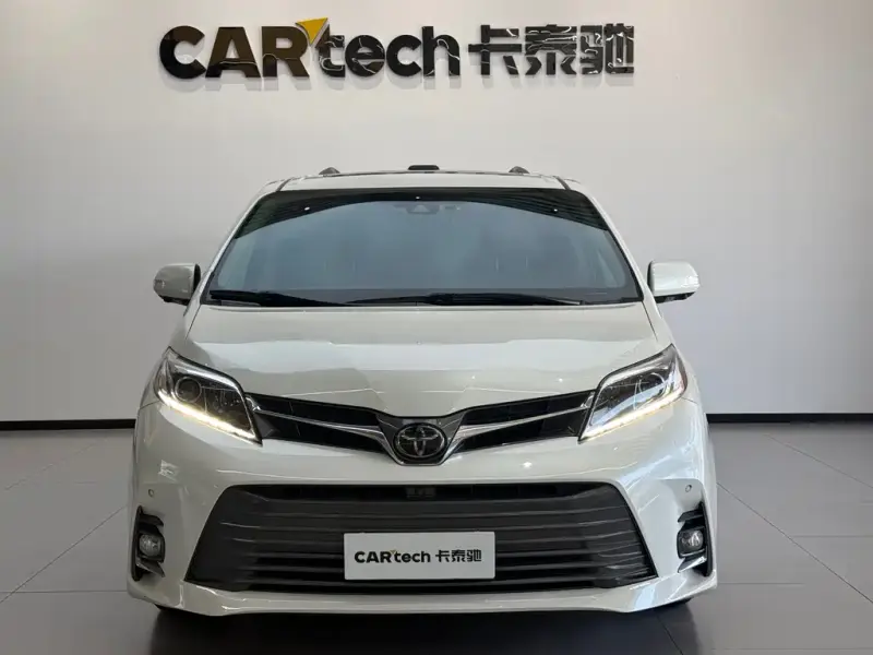 Toyota Sienna, 2019