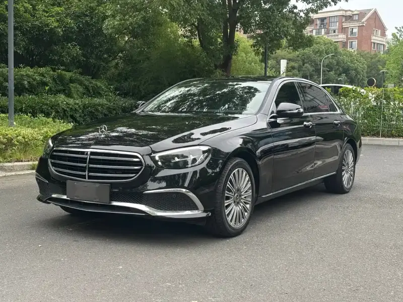 Mercedes-Benz E-Class, 2022