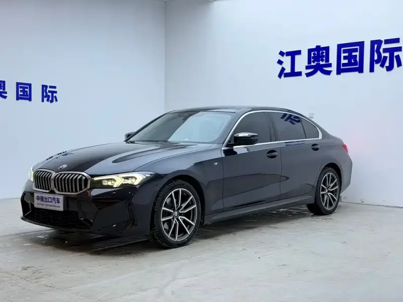 BMW 3 Series, 2023