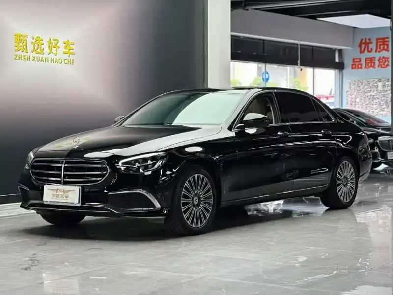 Mercedes-Benz E-Class, 2022