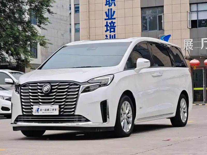 Buick GL8, 2023