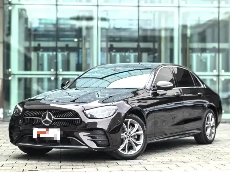 Mercedes-Benz E-Class, 2022